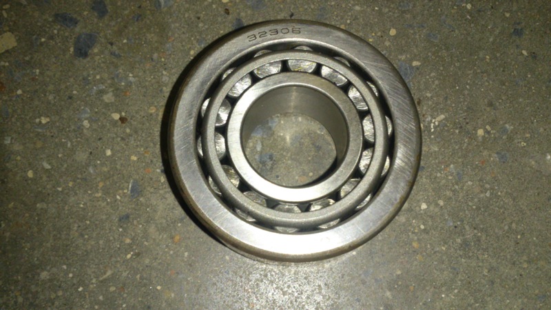 картинка ПОДШИПНИК ПЕРЕДНЕЙ СТУПИЦЫ НАРУЖНИЙ 32206  (NU206)  FAW 1051  31Q02-03030