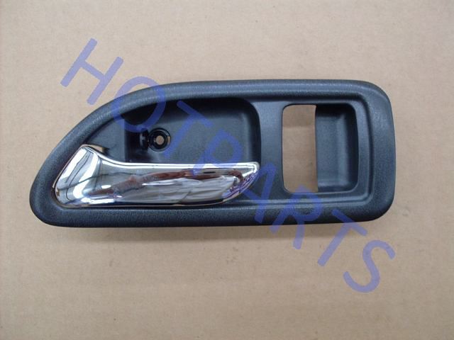 картинка РУЧКА ДВЕРИ ВНУТРЕНЯЯ ЛЕВАЯ В СБОРЕ HOVER (BLACK)  6105100-K00B-0804