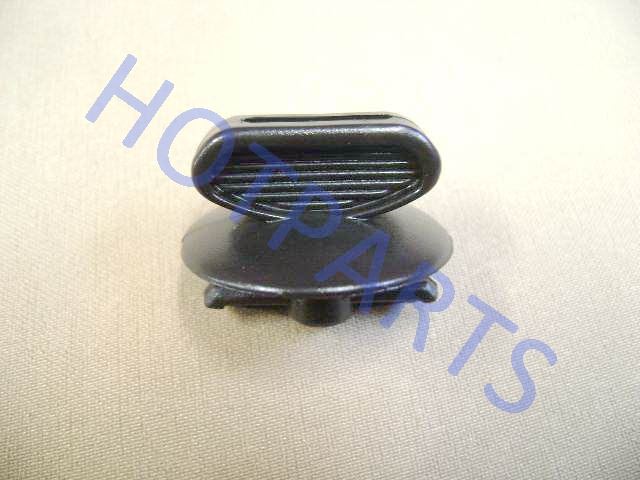 картинка РУЧКА КРЫШКИ ОБИВКИ БАГАЖНИКА HOVER (BLACK)  9100763